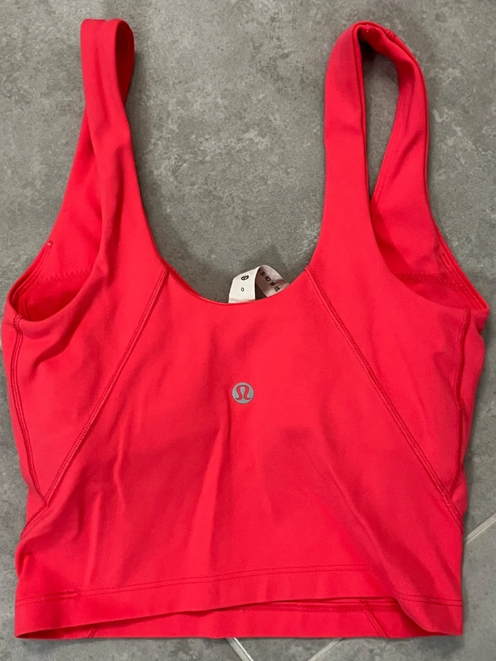 Lululemon align tank top. Size 0. Lip gloss color. - Picture 4 of 4